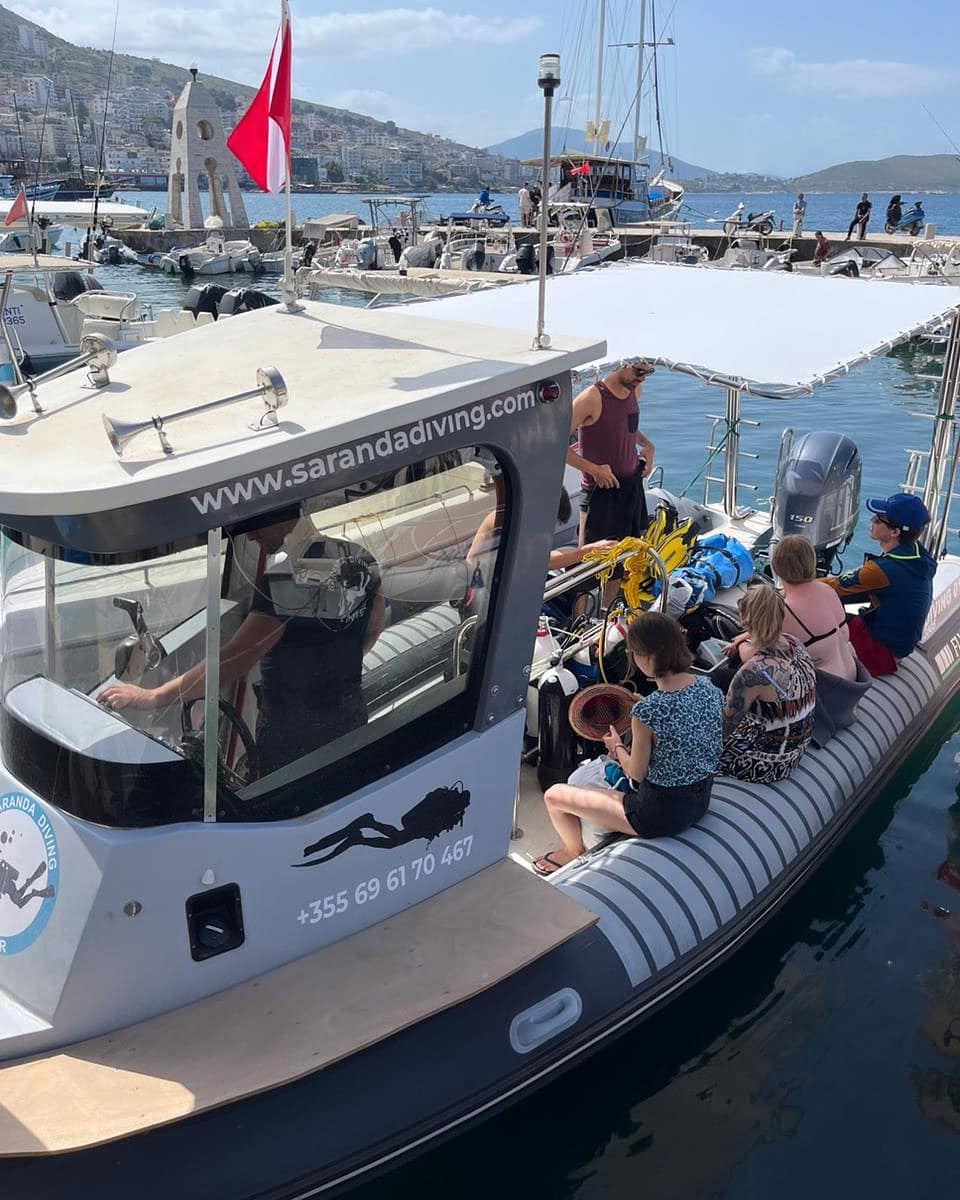 Our dive boat specialized for daily excursions